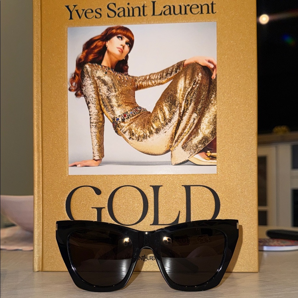 Saint Laurent Paris Oversized Cat-Eye Sunglasses Black Gloss IconicYSL Frame New